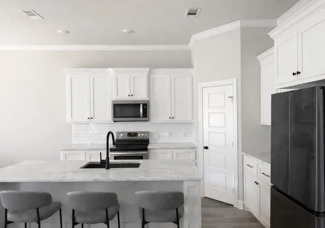 Photo 3 of Single family home for sale at 310 W Tate St, Robinson, TX 76706 | MLS# 21222073 | Listing updated on 2026-07-11