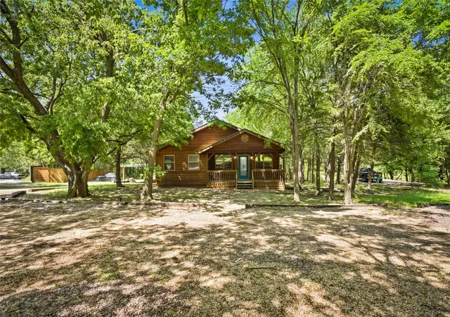 Homes for sale in Pottsboro, TX | 2003 Flowing Wells Rd, Pottsboro, TX 75076 | MLS# 21222237