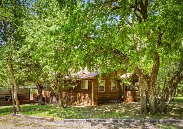 Homes for sale in Pottsboro, TX | 2003 Flowing Wells Rd, Pottsboro, TX 75076 | MLS# 21222237