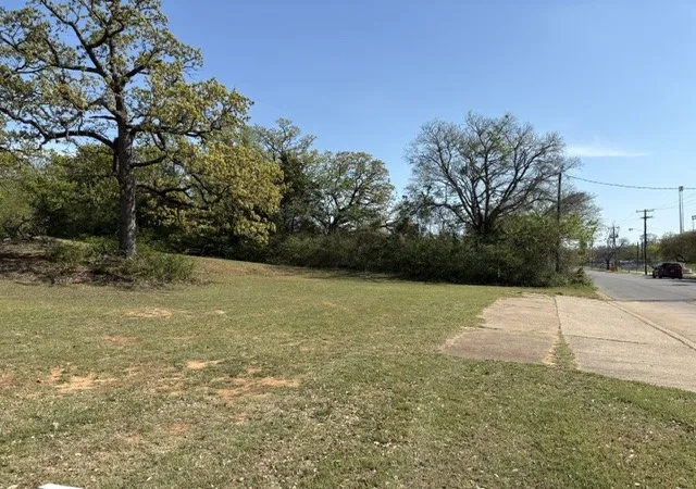 Homes for sale in Denison, TX | 1918 S Mirick Ave, Denison, TX 75020 | MLS# 21222282