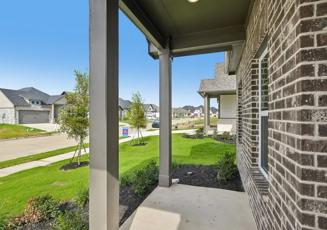 Photo 4 of Single family home for sale at 2217 Trailside Dr, Sherman, TX 75092 | MLS# 21222291 | Listing updated on 2026-10-06