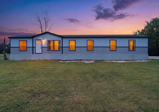 Photo 3 of Manufactured home for sale at 8792 Hwy 67, Saltillo, TX 75478 | MLS# 21221906 | Listing updated on 2026-09-29