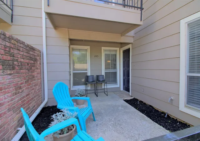 Homes for sale in Dallas, TX | 7510 Holly Hill Dr #105, Dallas, TX 75231 | MLS# 21222357