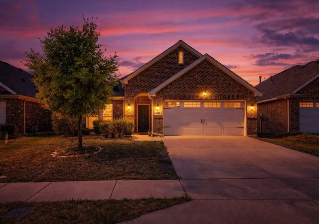 Homes for sale in Glenn Heights, TX | 2609 Centurion Rd, Glenn Heights, TX 75154 | MLS# 21220431