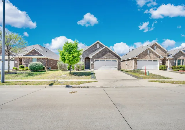 Homes for sale in Glenn Heights, TX | 2609 Centurion Rd, Glenn Heights, TX 75154 | MLS# 21220431