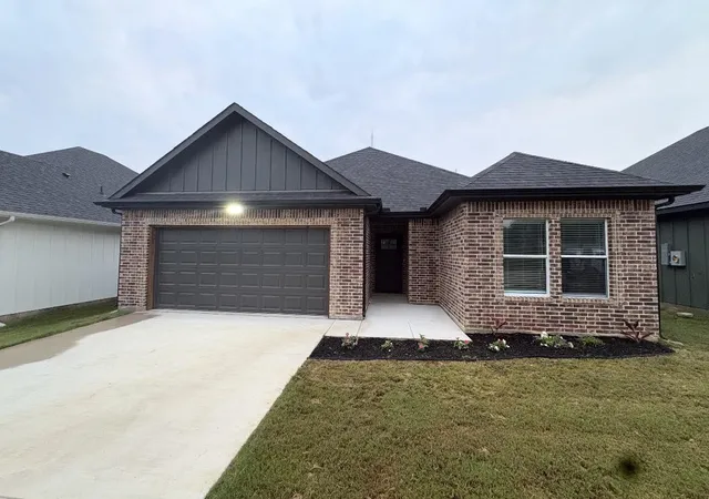 Homes for sale in West, TX | 711 N College St, West, TX 76691 | MLS# 21222427