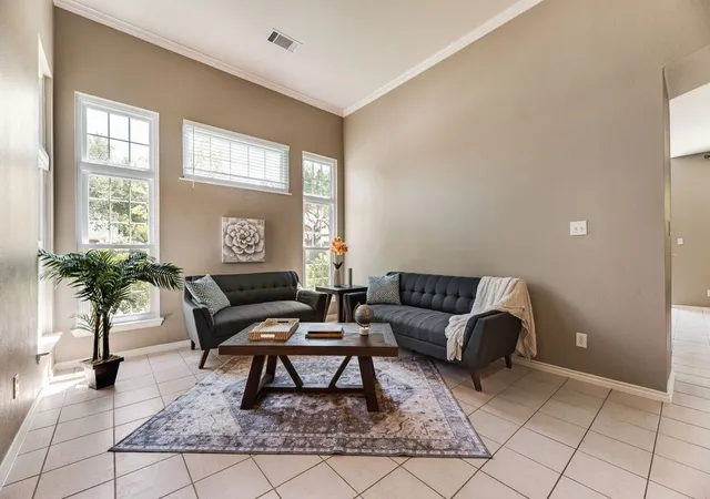 Photo 4 of Single family home for sale at 7301 Summer Glen Dr, Mc Kinney, TX 75072 | MLS# 21222431 | Listing updated on 2026-08-21