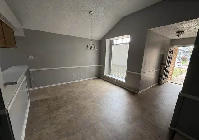 Photo 3 of Single family home for sale at 2011 Nectar Dr, Mesquite, TX 75149 | MLS# 21222563 | Listing updated on 2026-09-23
