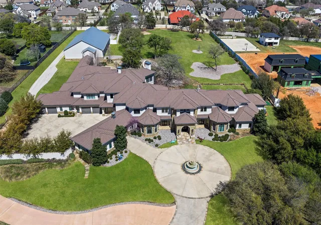 Photo 3 of Mansion for sale at 940 W Dove Rd, Southlake, TX 76092 | MLS# 21217655 | Listing updated on 2026-07-15