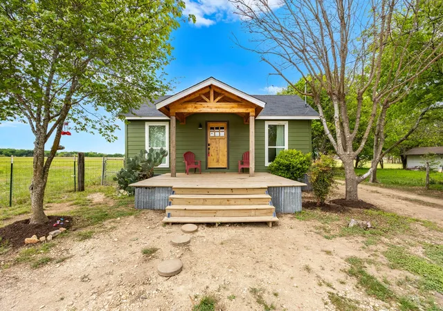 Photo 3 of Single family home for sale at 13390 Bendle Rd, Troy, TX 76579 | MLS# 21222608 | Listing updated on 2026-08-26
