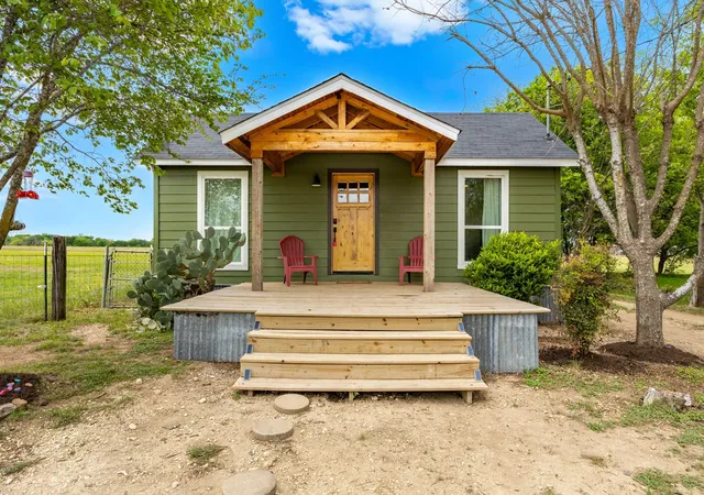 Photo 3 of Single family home for sale at 13390 Bendle Rd, Troy, TX 76579 | MLS# 21222608 | Listing updated on 2026-08-26