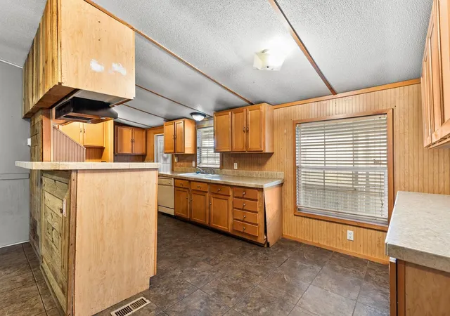 Photo 3 of Multi family home for sale at 9100/9088 5Th St, Crawford, TX 76638 | MLS# 21216030 | Listing updated on 2026-09-24