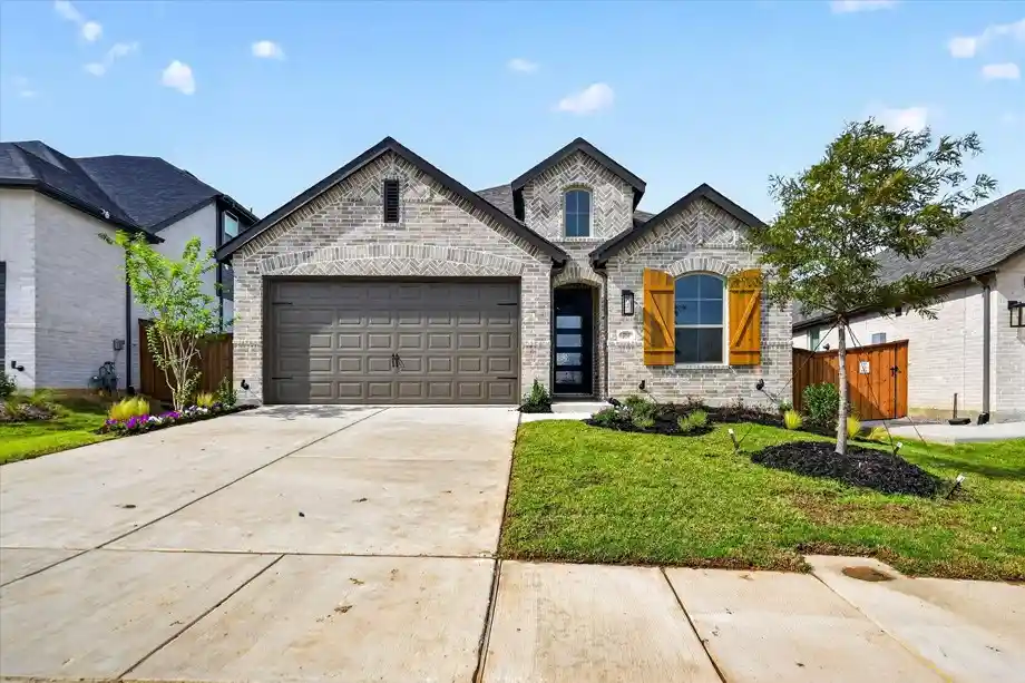 Photo 1 of Single family home for sale at 3733 Barrel Ln, Aubrey, TX 76227 | MLS# 21221651 | Listing updated on 2026-10-09