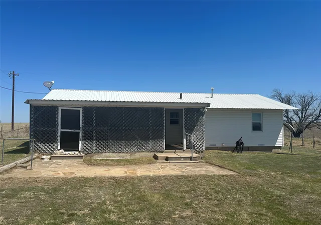 Homes for sale in Goldthwaite, TX | 200 County Road 336, Goldthwaite, TX 76844 | MLS# 21217462