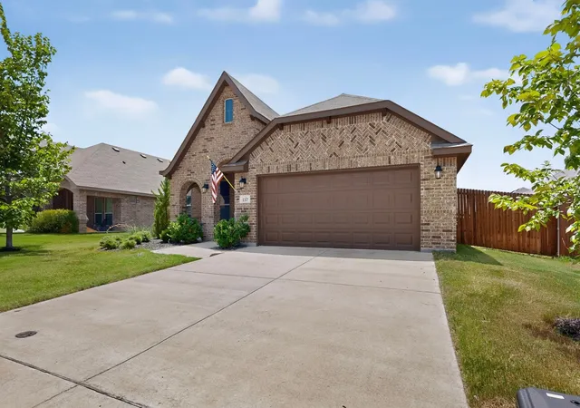 Photo 1 of Single family home for sale at 117 Cheryl Dr, Keene, TX 76059 | MLS# 21222753 | Listing updated on 2026-09-27