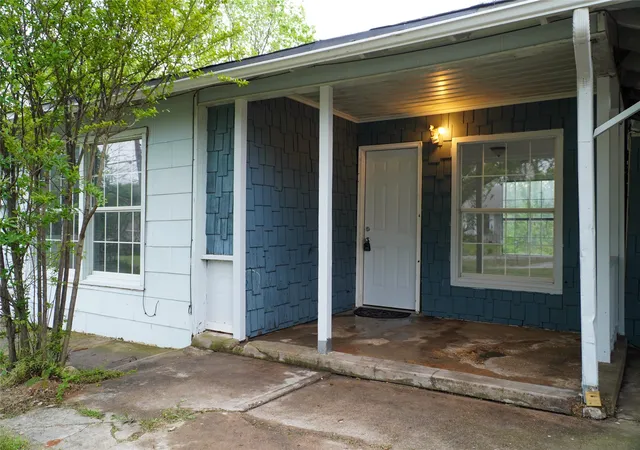 Homes for sale in Keene, TX | 403 N Fairview St, Keene, TX 76059 | MLS# 21222867