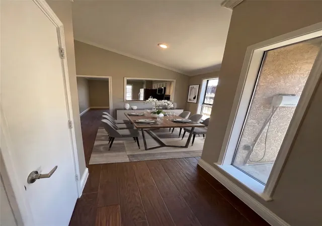 Photo 4 of Sale Pending at 6228 Winton St, Dallas, TX 75214 | MLS# 21222804 | Listing updated on 2026-08-25
