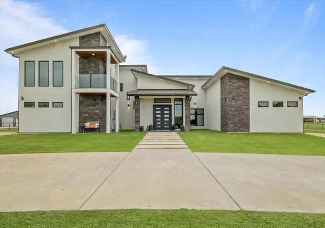Homes for sale in Gunter, TX | 1595 Bledsoe Rd, Gunter, TX 75058 | MLS# 21222981