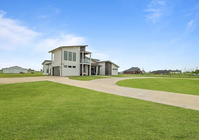 Homes for sale in Gunter, TX | 1595 Bledsoe Rd, Gunter, TX 75058 | MLS# 21222981