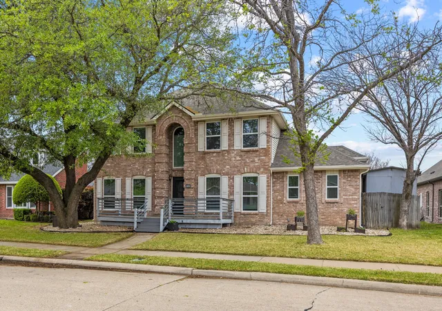 Homes for sale in Rowlett, TX | 8305 Lake Bend Dr, Rowlett, TX 75088 | MLS# 21218152