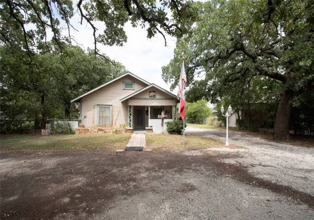 1st image of 1311 Loving Hwy, Graham, TX 76450 | MLS# 21223078