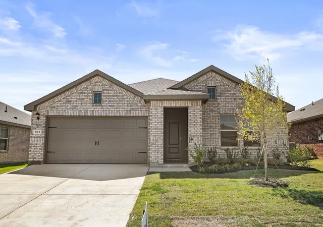 Homes for sale in Cleburne, TX | 541 Marsh St, Cleburne, TX 76033 | MLS# 21223194