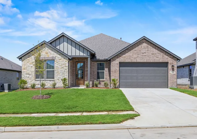 Photo 1 of Single family home for sale at 1506 Red Clover Ave, Van Alstyne, TX 75495 | MLS# 21223303 | Listing updated on 2026-08-28