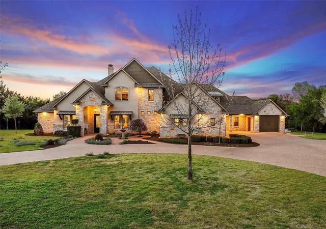 Photo 1 of Mansion for sale at 14690 Chapel Rd, Lorena, TX 76655 | MLS# 21221985 | Listing updated on 2026-09-15