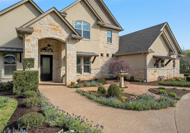 Photo 2 of Mansion for sale at 14690 Chapel Rd, Lorena, TX 76655 | MLS# 21221985 | Listing updated on 2026-09-15