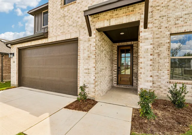 Photo 2 of Single family home for sale at 1502 Red Clover Ave, Van Alstyne, TX 75495 | MLS# 21223356 | Listing updated on 2026-10-07