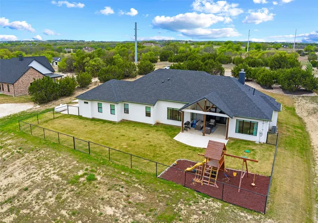 Photo 3 of Single family home for sale at 2043 Woodland Rd, Weatherford, TX 76088 | MLS# 21222634 | Listing updated on 2026-08-24