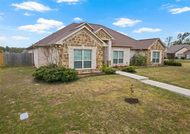 Homes for sale in Mt Pleasant, TX | 1000 Stone Bridge, Mt Pleasant, TX 75455 | MLS# 21223156