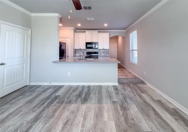 Photo 4 of Single family home for sale at 328 Callaghan Dr, Fate, TX 75189 | MLS# 21223532 | Listing updated on 2026-08-27