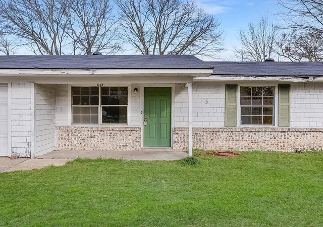 Homes for sale in Texarkana, TX | 1124 Wheeler St, Texarkana, TX 75503 | MLS# 21223534
