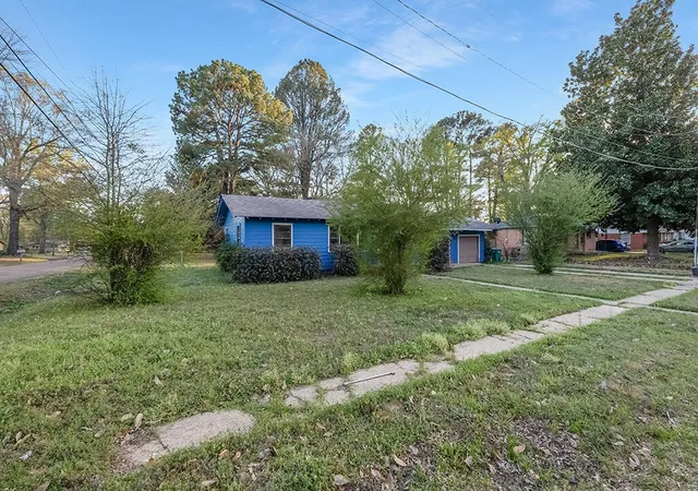 Homes for sale in Texarkana, TX | 3001 Mason St, Texarkana, TX 75501 | MLS# 21223545