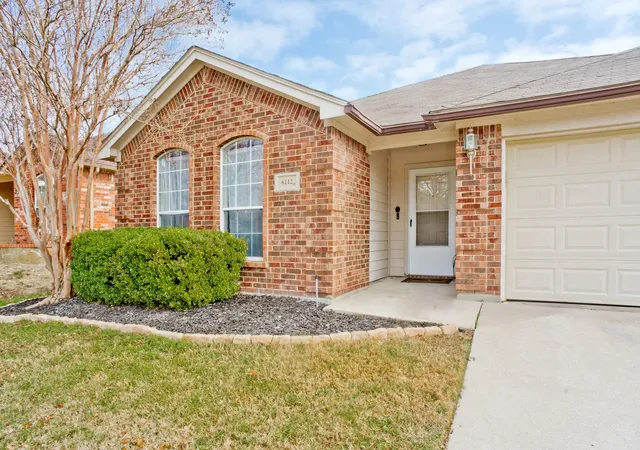4th image of 6112 Tilapia Dr, Fort Worth, TX 76179 | MLS# 21222462