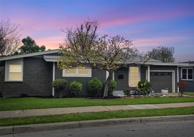Photo 3 of Sale Pending at 3900 Eldridge St, Fort Worth, TX 76107 | MLS# 21217760 | Listing updated on 2026-07-03