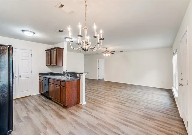 Photo 4 of Sale Pending at 1012 Barbara St, Denton, TX 76209 | MLS# 21222865 | Listing updated on 2026-07-28