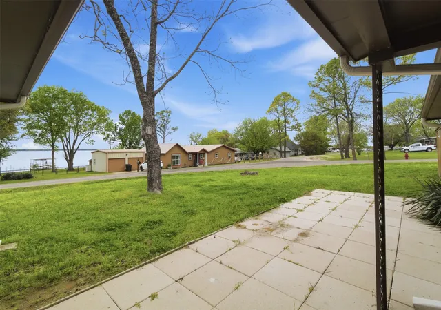 Photo 3 of Single family home for sale at 7408 Scenic Dr, Lone Oak, TX 75453 | MLS# 21223674 | Listing updated on 2026-07-15