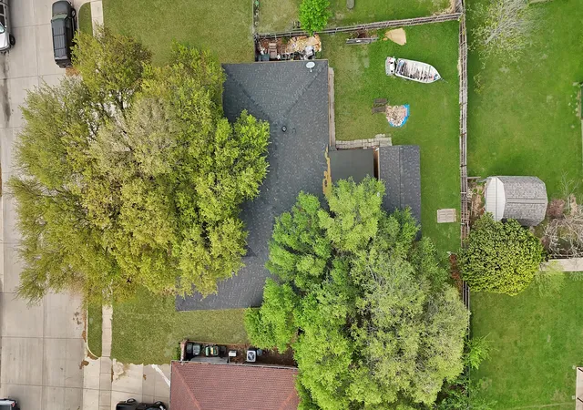 Photo 3 of Sale Pending at 6305 Arthur Dr, Fort Worth, TX 76134 | MLS# 21223614 | Listing updated on 2026-08-19