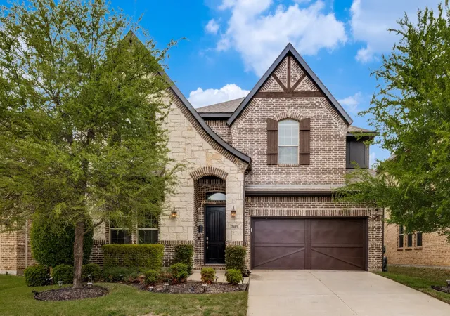 Homes for sale in Euless, TX | 2603 San Jacinto Dr, Euless, TX 76039 | MLS# 21222992