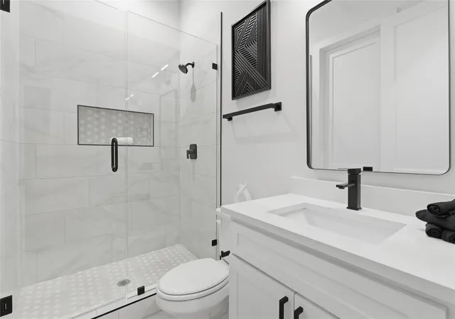 3rd image of 3906 Harlingen St, Dallas, TX 75212 | MLS# 21223867