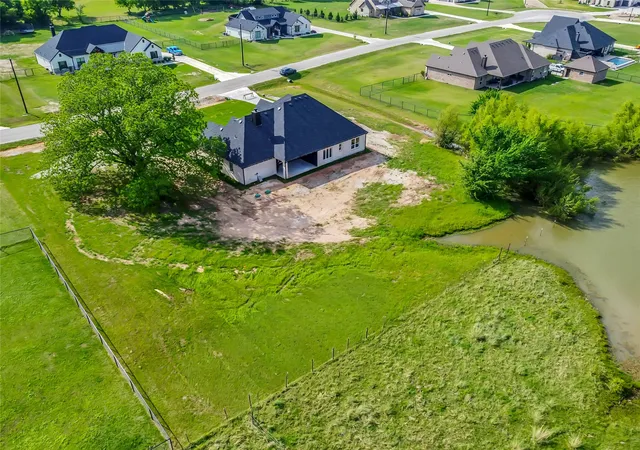 Homes for sale in Springtown, TX | 1000 Henry Way Rd, Springtown, TX 76082 | MLS# 21223901