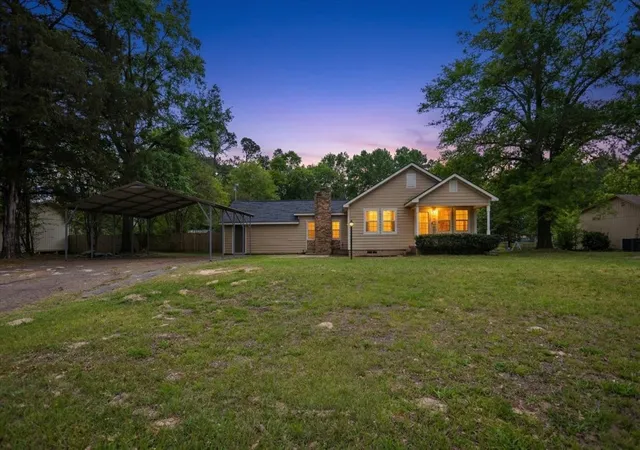 Homes for sale in Hawkins, TX | 606 Glazner St, Hawkins, TX 75765 | MLS# 21223943