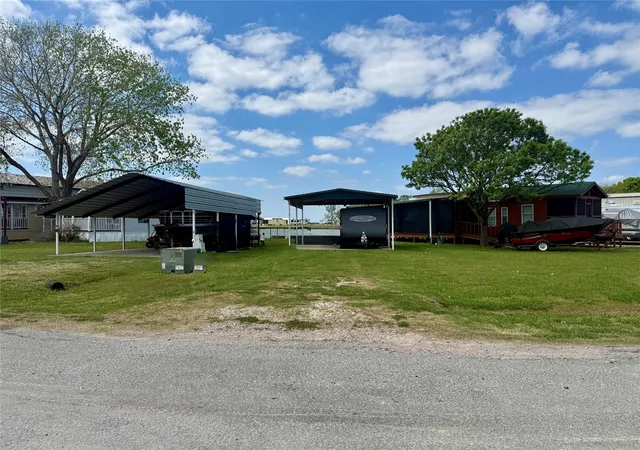 Photo 2 of Land for sale at 15 Pelican Isle Dr, Kerens, TX 75144 | MLS# 21219720 | Listing updated on 2026-07-13