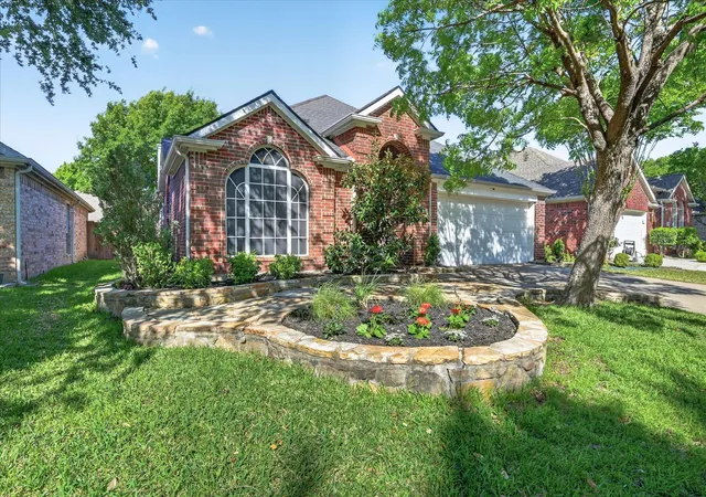Photo 1 of Sale Pending at 2728 Dunbar Dr, Mc Kinney, TX 75072 | MLS# 21223620 | Listing updated on 2026-07-22
