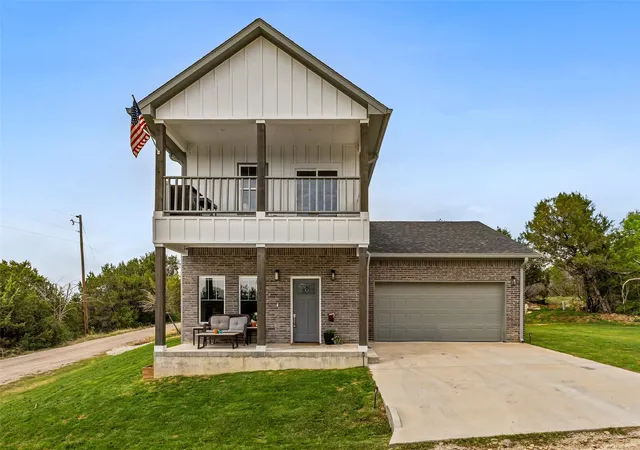 Homes for sale in Granbury, TX | 2100 Cactus Aly, Granbury, TX 76048 | MLS# 21223673