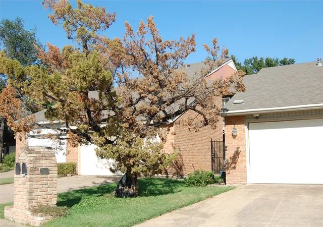 Homes for sale in Duncanville, TX | 708 Carriage Wy, Duncanville, TX 75137 | MLS# 21224046