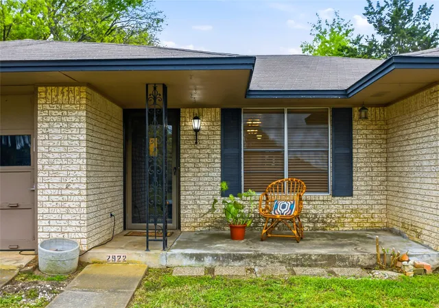 Homes for sale in Denison, TX | 2922 Layne Dr, Denison, TX 75020 | MLS# 21221885