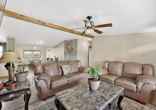 Photo 4 of Manufactured home for sale at 18729 County Road 620, Venus, TX 76084 | MLS# 21220461 | Listing updated on 2026-09-03
